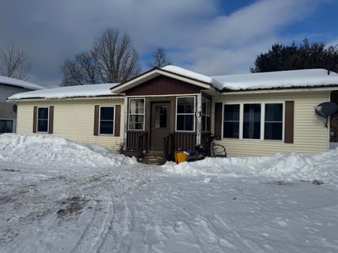 Photo of 7 Mcmanus Street, Washburn, ME 04786 (MLS # 1651975)