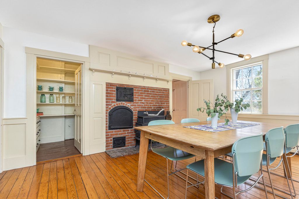Photo of 68 Payne Road, Scarborough, ME 04074 (MLS # 1660094)