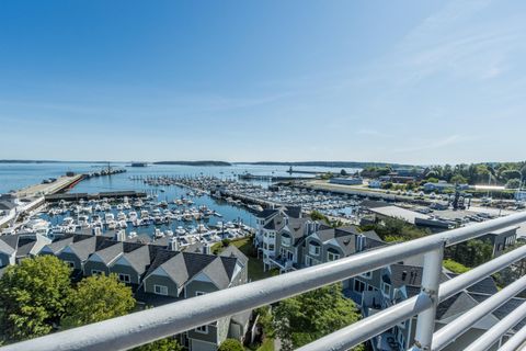 Photo of 148 Breakwater Drive #807, South Portland, ME 04106 (MLS # 1662787)
