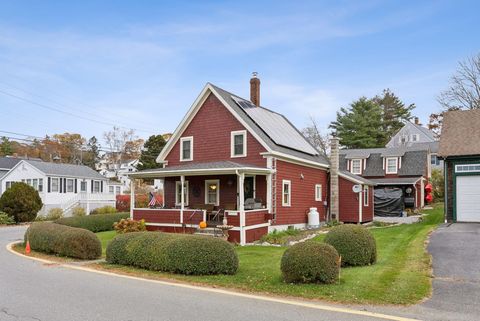 Photo of 12 Sea Street, Boothbay Harbor, ME 04538 (MLS # 1642639)