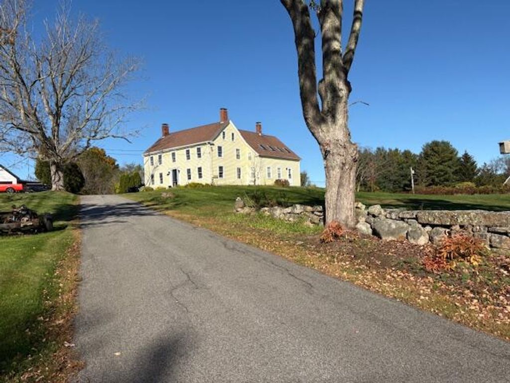 Photo of 3 Shaws Farm Lane #1, York, ME 03909 (MLS # 1641560)