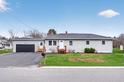 Photo of 6 Lemay Avenue, Lewiston, ME 04240 (MLS # 1659044)