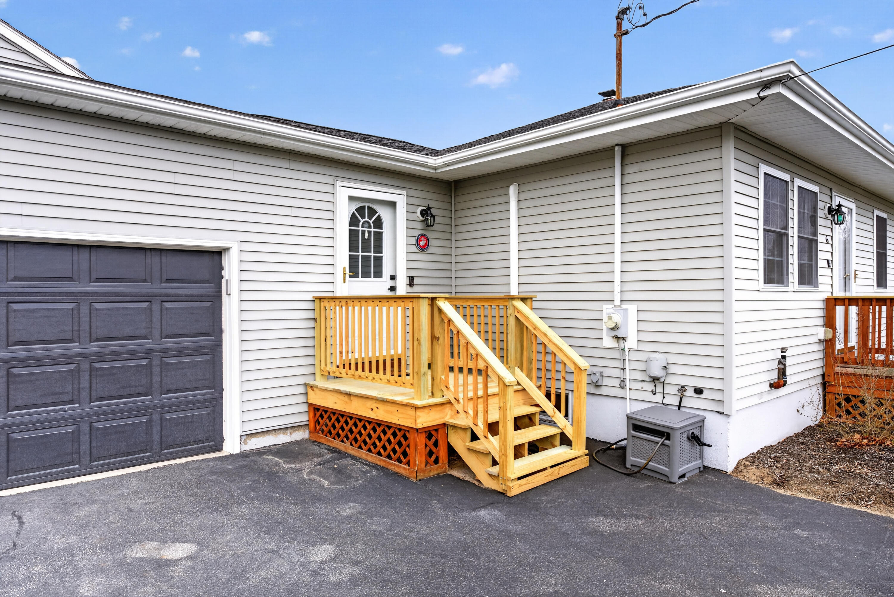 6 Lemay Avenue
