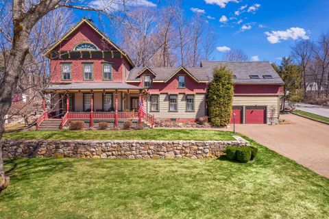 Photo of 88 York Street, York, ME 03909 (MLS # 1659133)