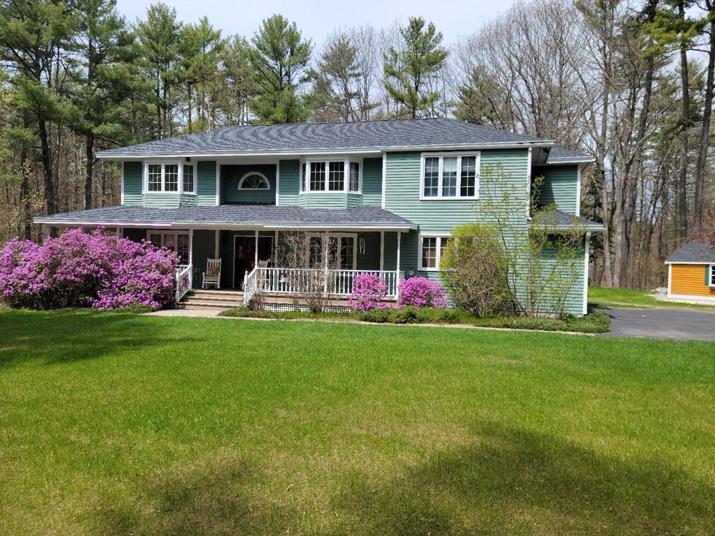 Photo of 7 Casselton Road, Raymond, ME 04071 (MLS # 1655836)