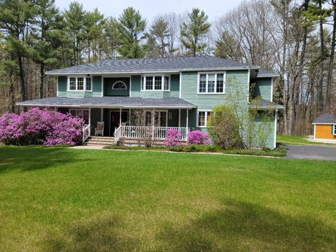 Photo of 7 Casselton Road, Raymond, ME 04071 (MLS # 1655836)