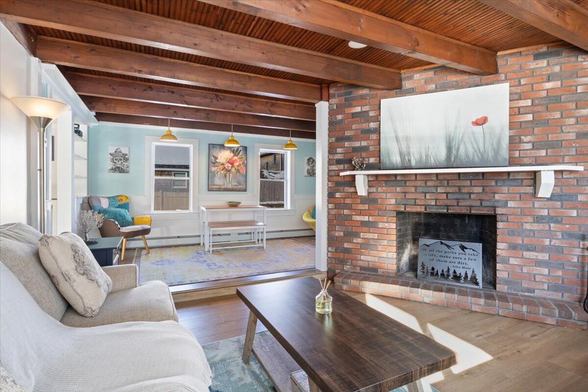 10 Lower Beach Road