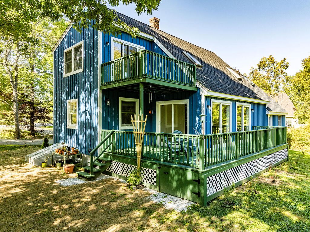 Photo of 36 Sunrise Terrace, Thomaston, ME 04861 (MLS # 1648774)