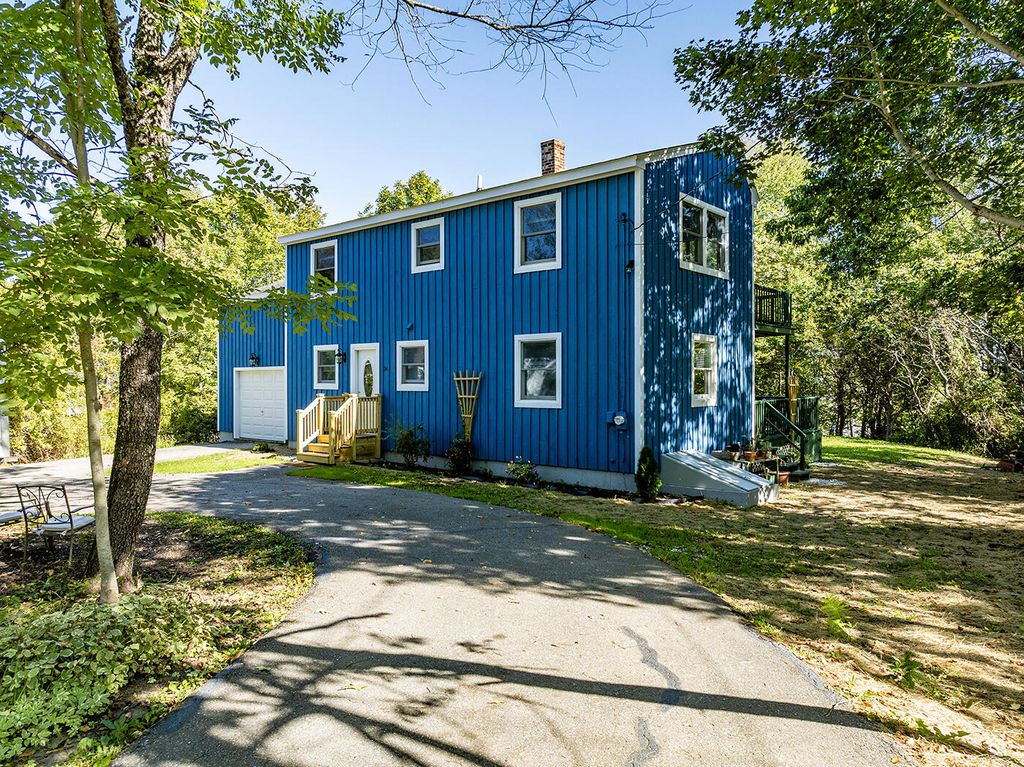 Photo of 36 Sunrise Terrace, Thomaston, ME 04861 (MLS # 1648774)