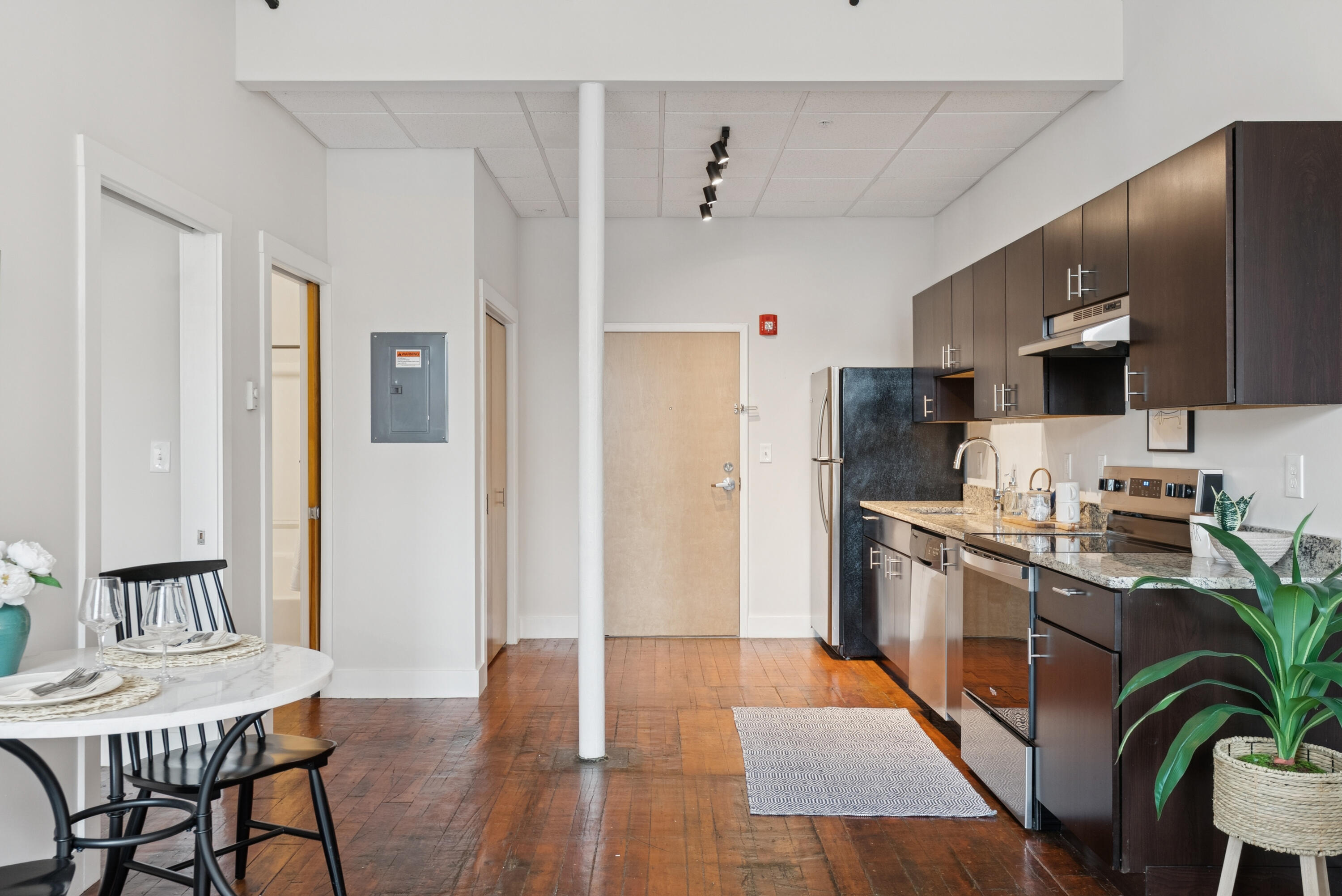 2 Main Street 17-407