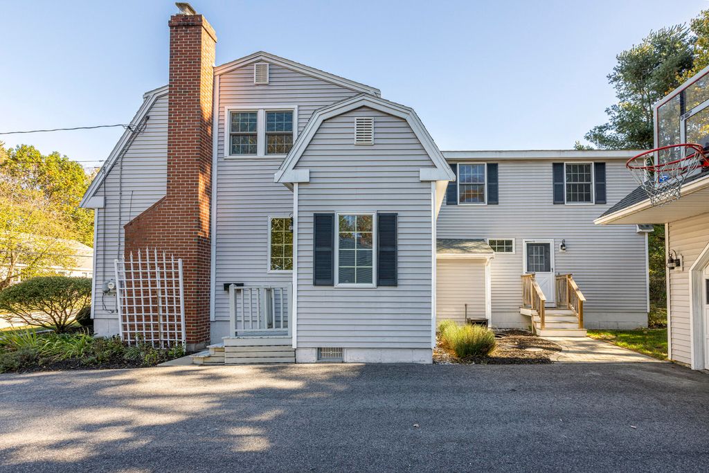 Photo of 118 Greenwood Lane, Portland, ME 04103 (MLS # 1640399)