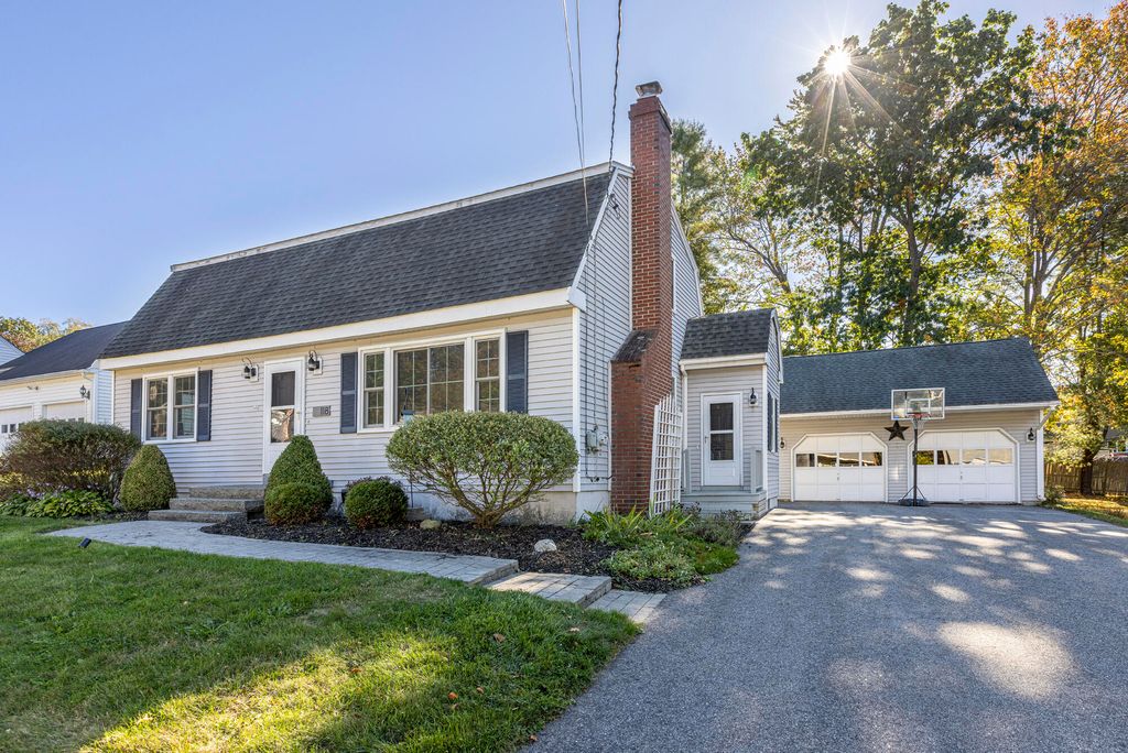 Photo of 118 Greenwood Lane, Portland, ME 04103 (MLS # 1640399)