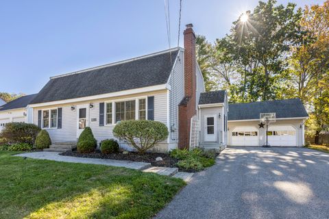 Photo of 118 Greenwood Lane, Portland, ME 04103 (MLS # 1640399)