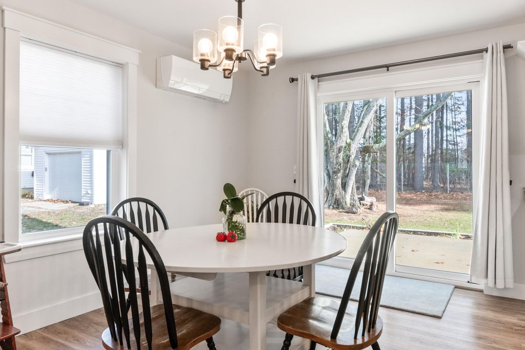 Photo of 11 Neptune Drive, Brunswick, ME 04011 (MLS # 1643527)