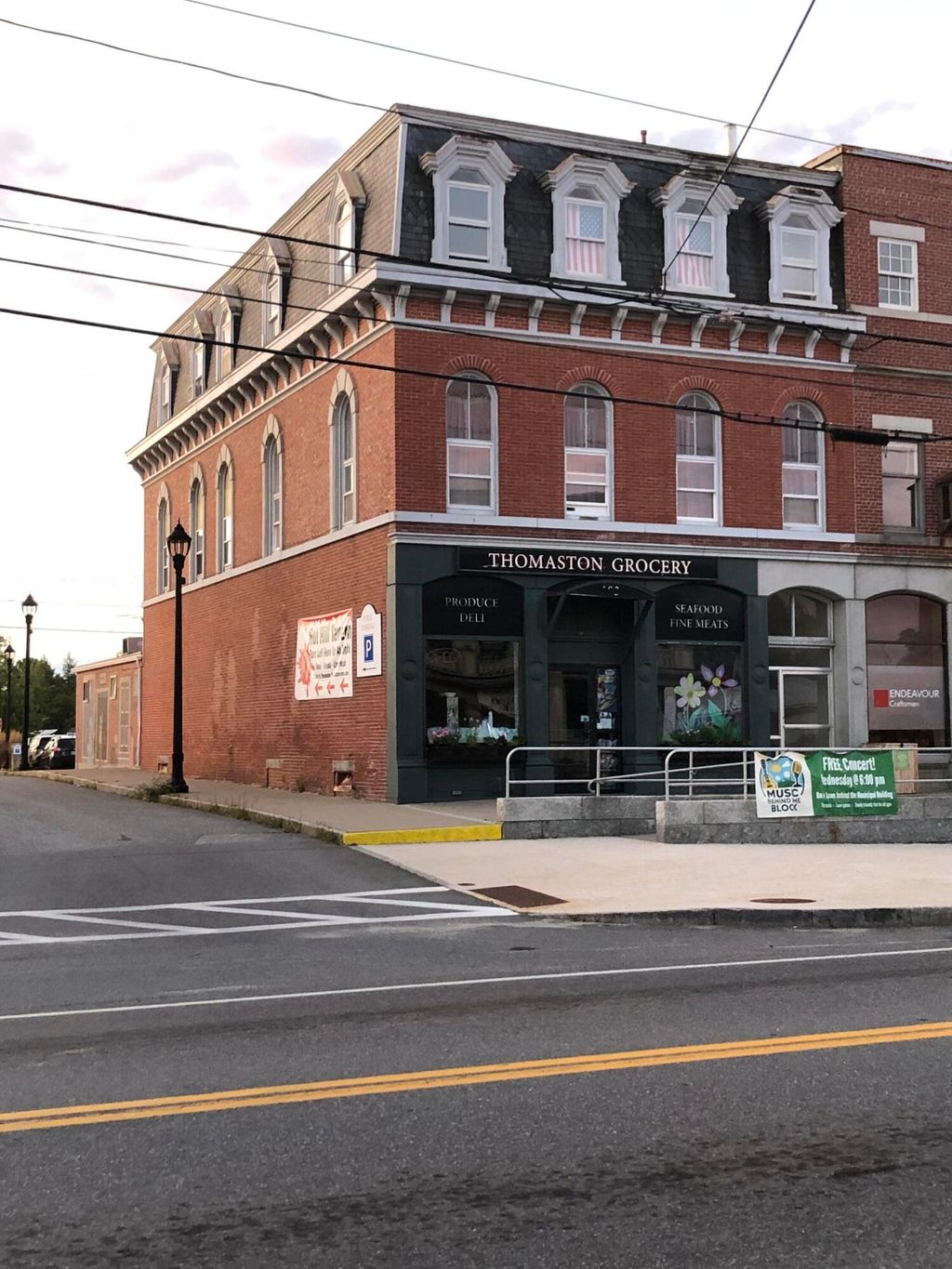 Photo of 191-193 Main Street, Thomaston, ME 04861 (MLS # 1635398)