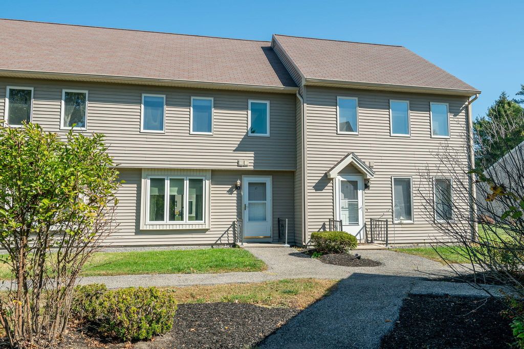 Photo of 280 Longfellow Street #17, Westbrook, ME 04092 (MLS # 1640197)