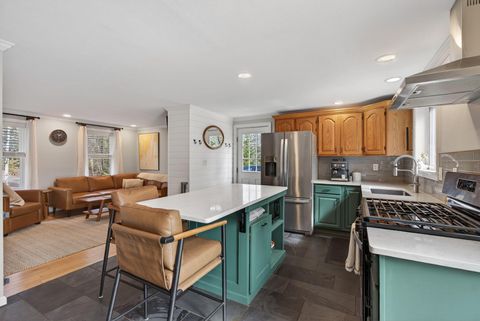 Photo of 108 Baker Road, Freeport, ME 04032 (MLS # 1655983)