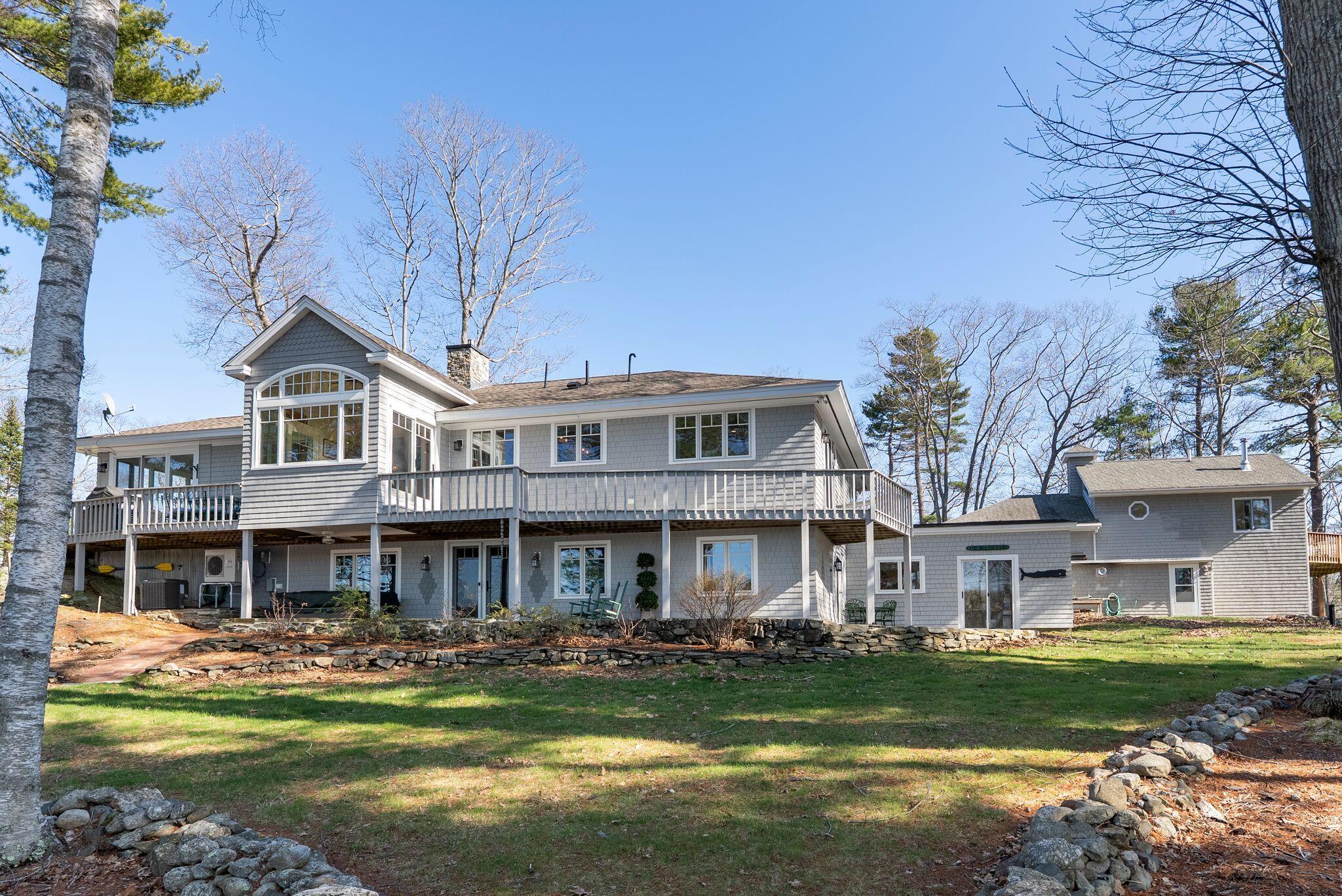 3 Pine Island