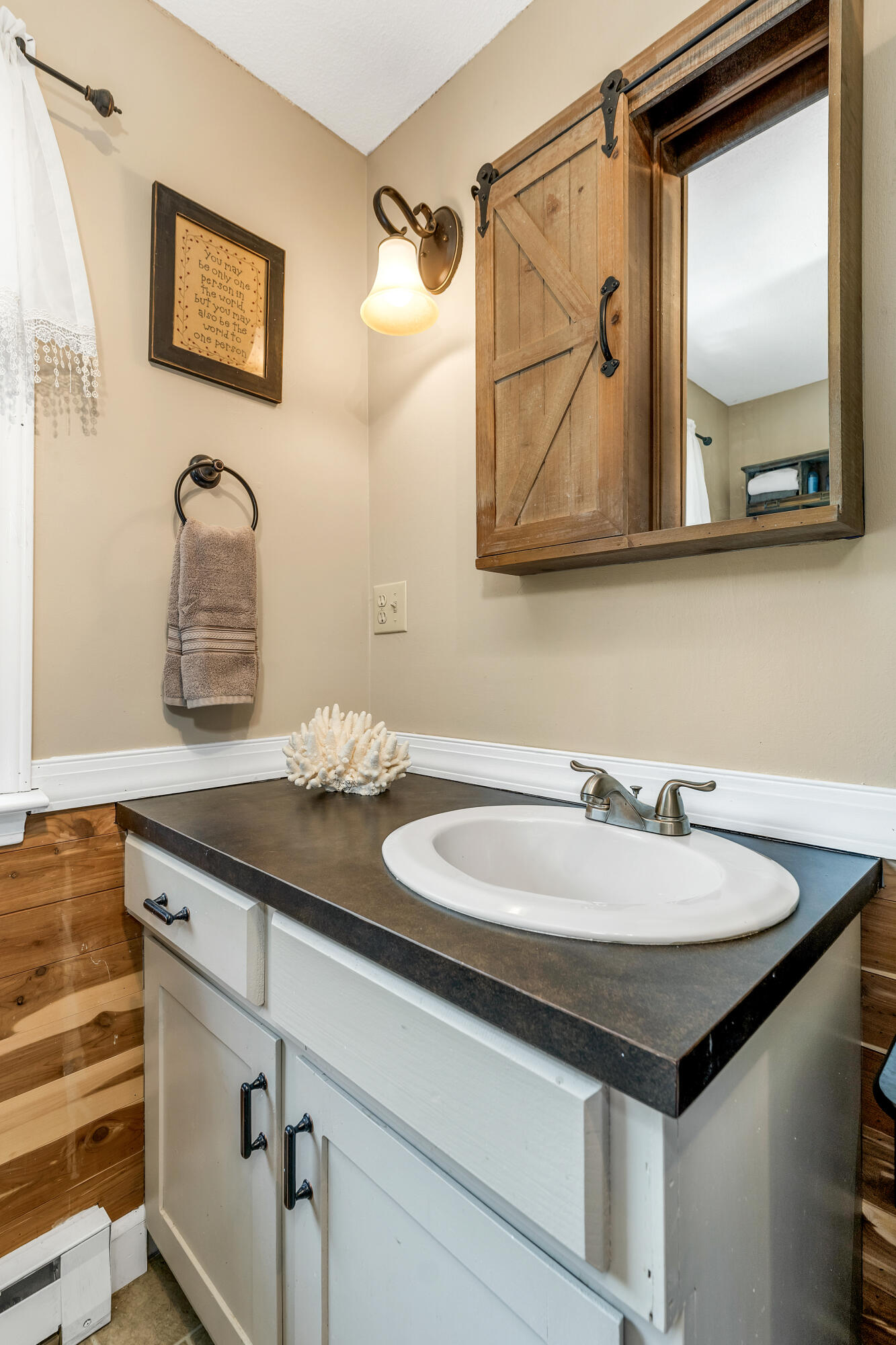 Porter, Maine 04068, United States, 3 Bedrooms Bedrooms, ,3 BathroomsBathrooms,Residential,Active,184114