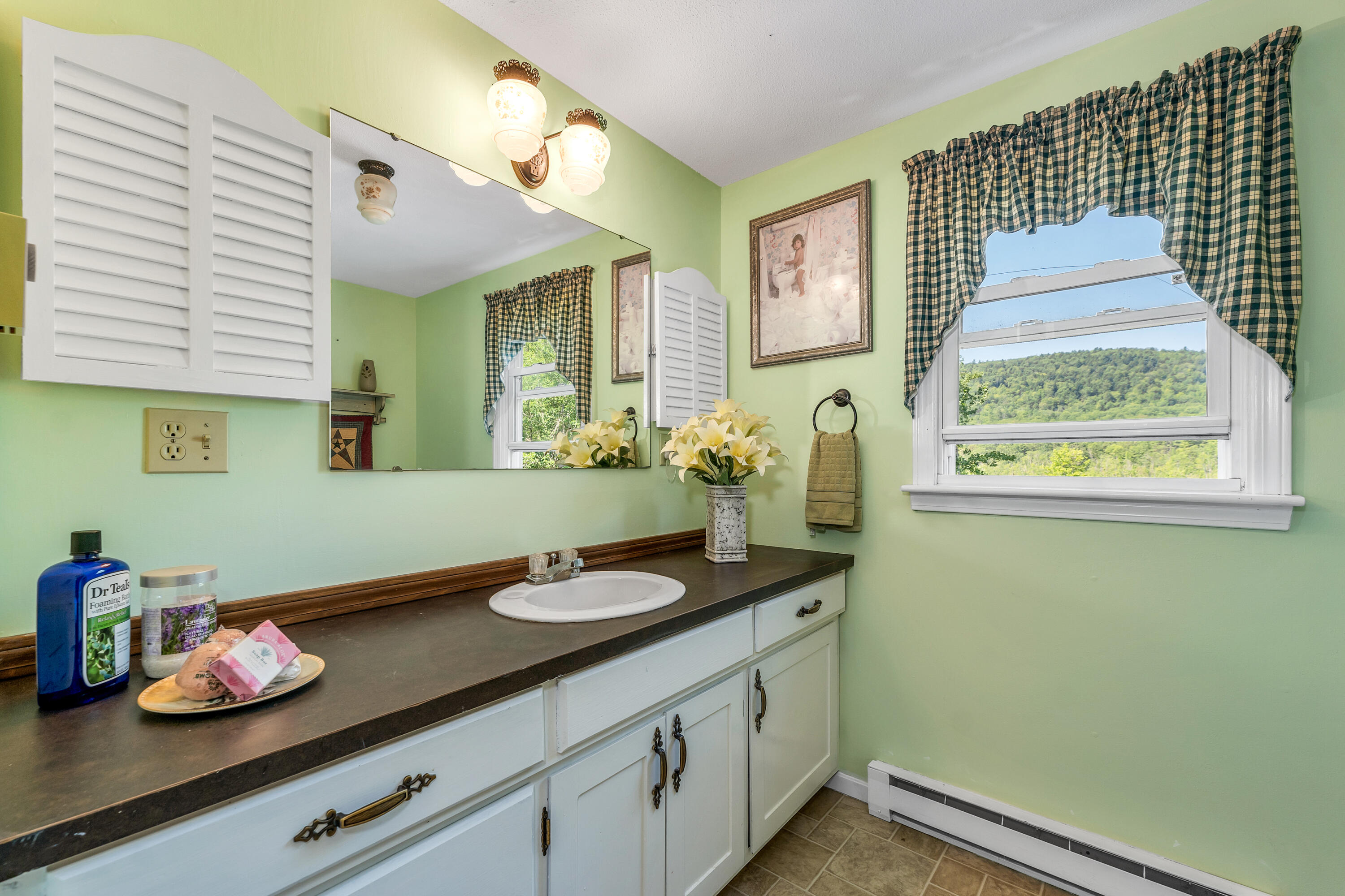 Porter, Maine 04068, United States, 3 Bedrooms Bedrooms, ,3 BathroomsBathrooms,Residential,Active,184114