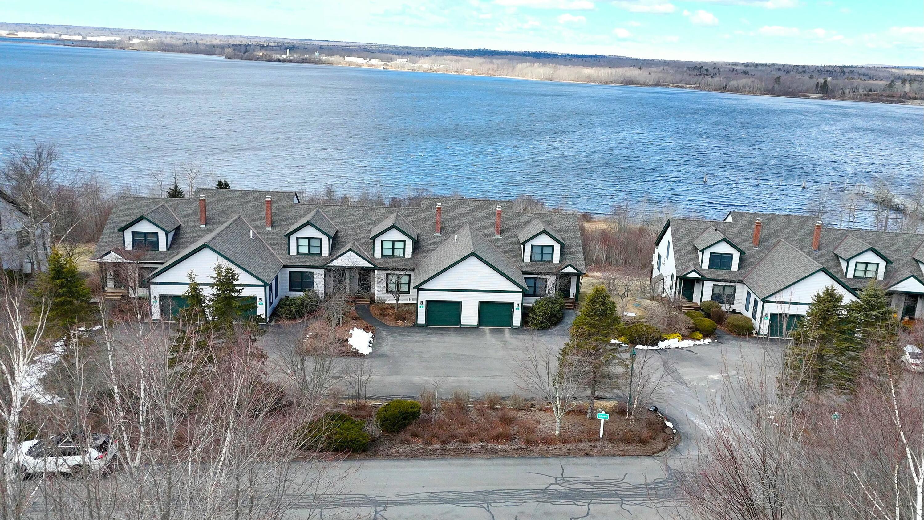 Stockton Springs, Maine 04981, United States, 4 Bedrooms Bedrooms, ,3 BathroomsBathrooms,Residential,Pending,107938