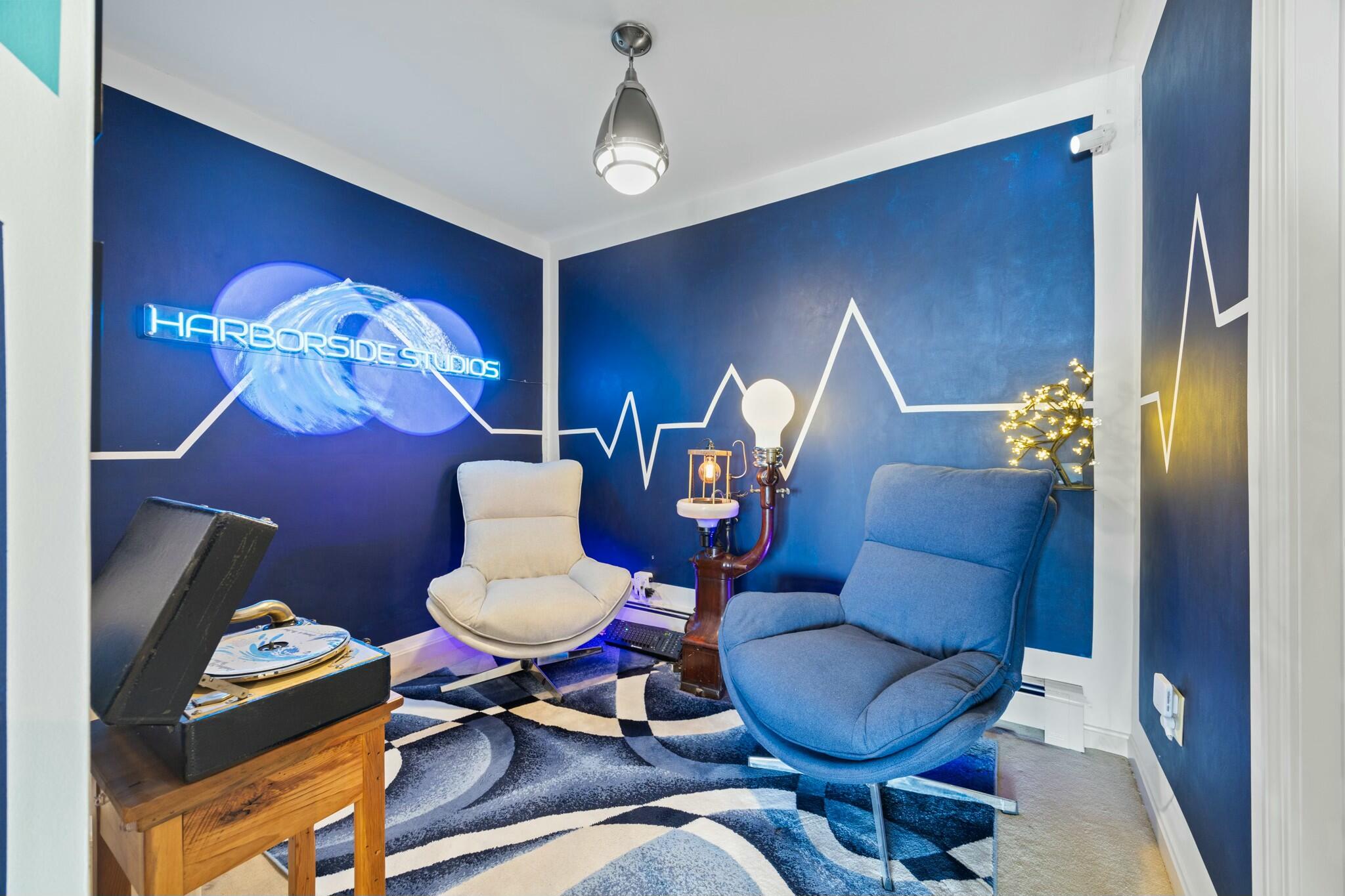 Stockton Springs, Maine 04981, United States, 4 Bedrooms Bedrooms, ,3 BathroomsBathrooms,Residential,Pending,107938