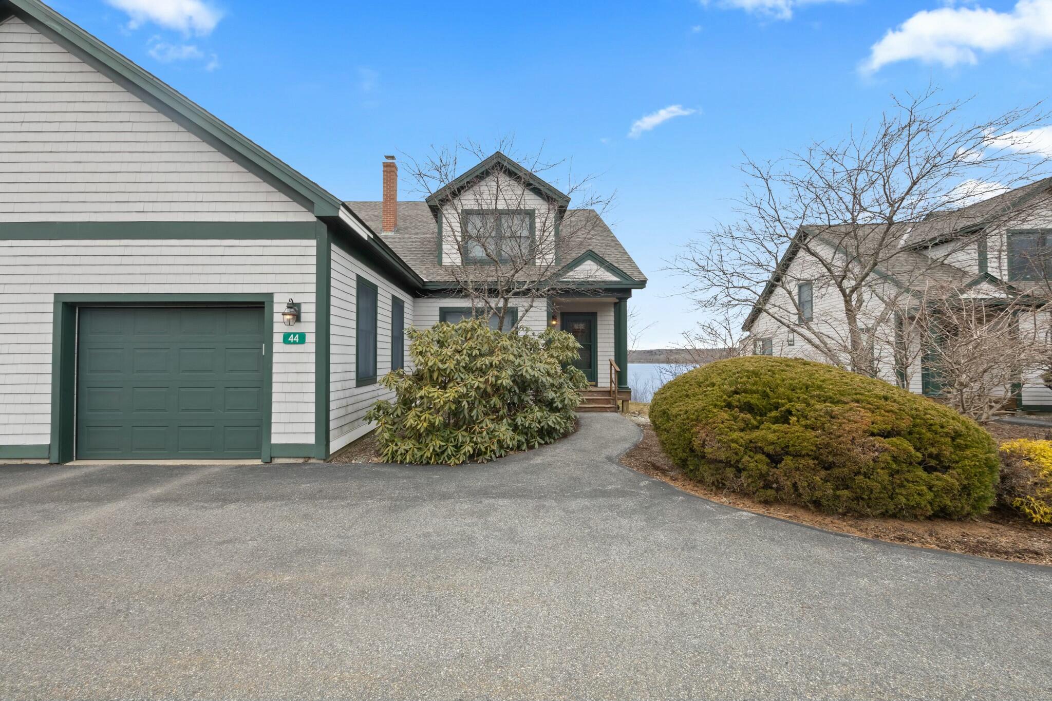 Stockton Springs, Maine 04981, United States, 4 Bedrooms Bedrooms, ,3 BathroomsBathrooms,Residential,Pending,107938