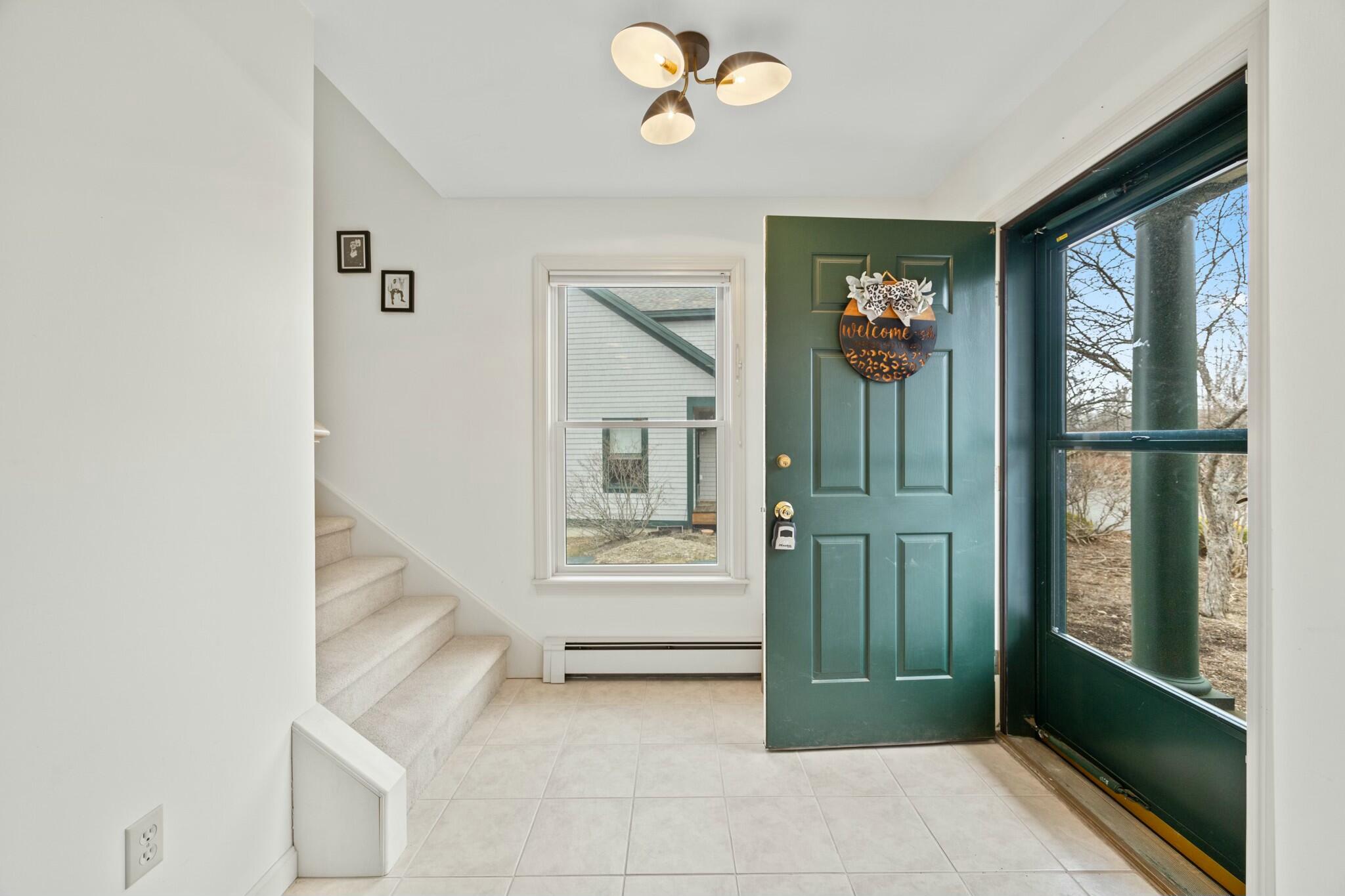 Stockton Springs, Maine 04981, United States, 4 Bedrooms Bedrooms, ,3 BathroomsBathrooms,Residential,Pending,107938