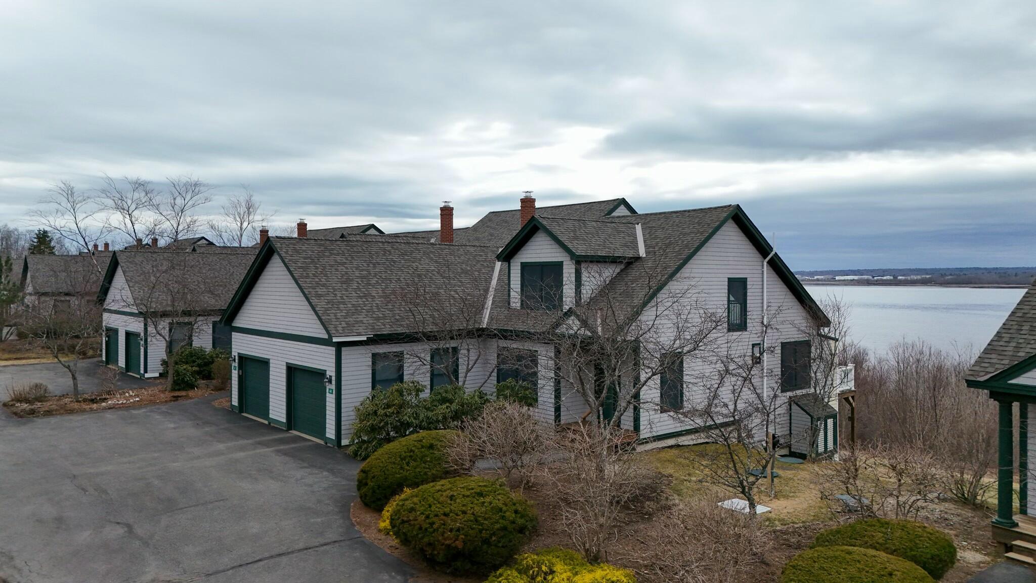 Stockton Springs, Maine 04981, United States, 4 Bedrooms Bedrooms, ,3 BathroomsBathrooms,Residential,Pending,107938