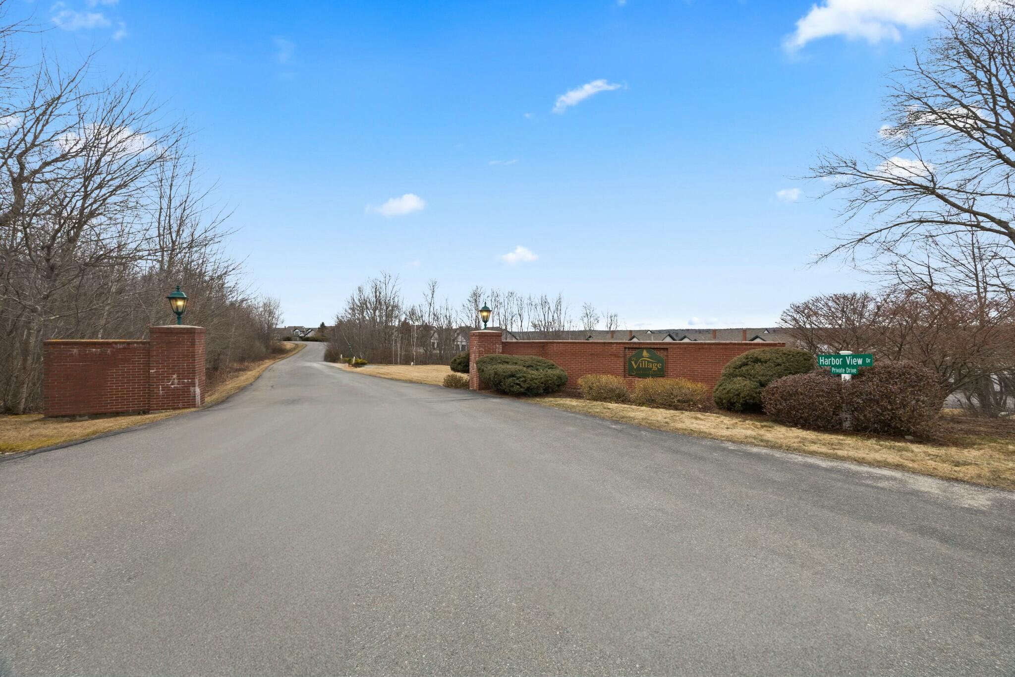 Stockton Springs, Maine 04981, United States, 4 Bedrooms Bedrooms, ,3 BathroomsBathrooms,Residential,Pending,107938