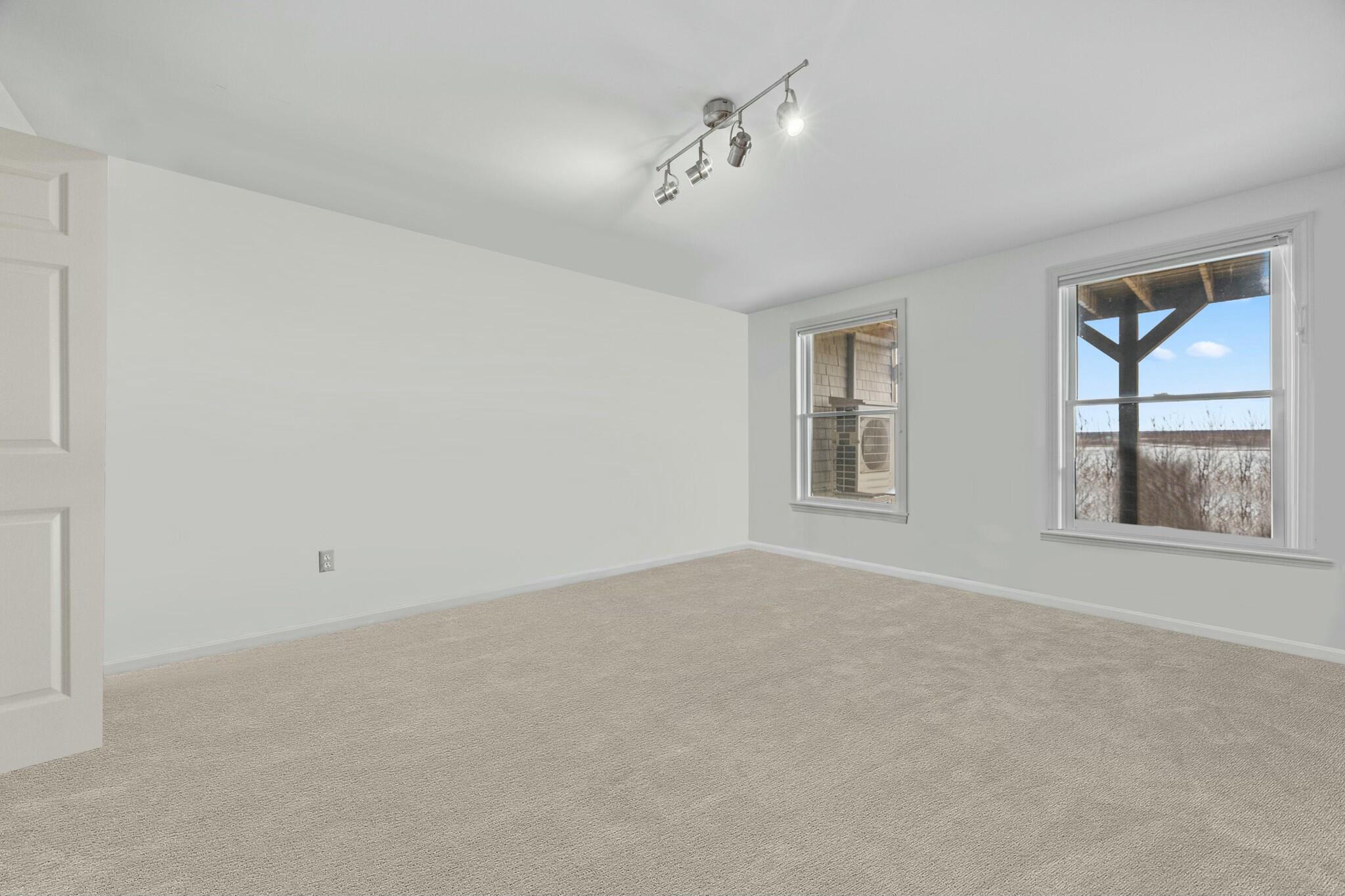 Stockton Springs, Maine 04981, United States, 4 Bedrooms Bedrooms, ,3 BathroomsBathrooms,Residential,Pending,107938