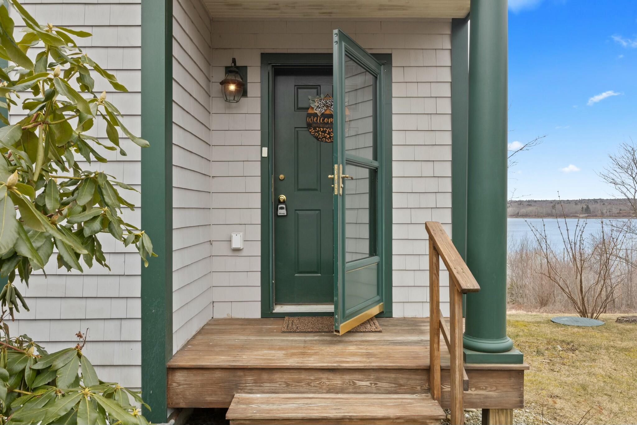 Stockton Springs, Maine 04981, United States, 4 Bedrooms Bedrooms, ,3 BathroomsBathrooms,Residential,Pending,107938