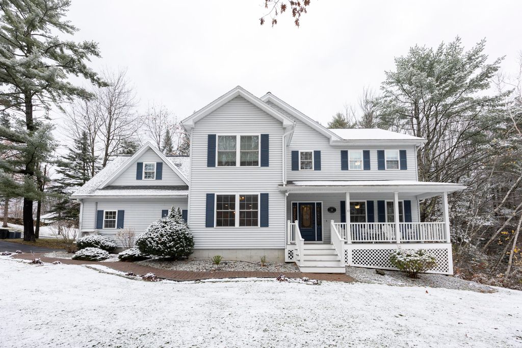 Photo of 13 Sheffield Avenue, Lewiston, ME 04240 (MLS # 1643413)