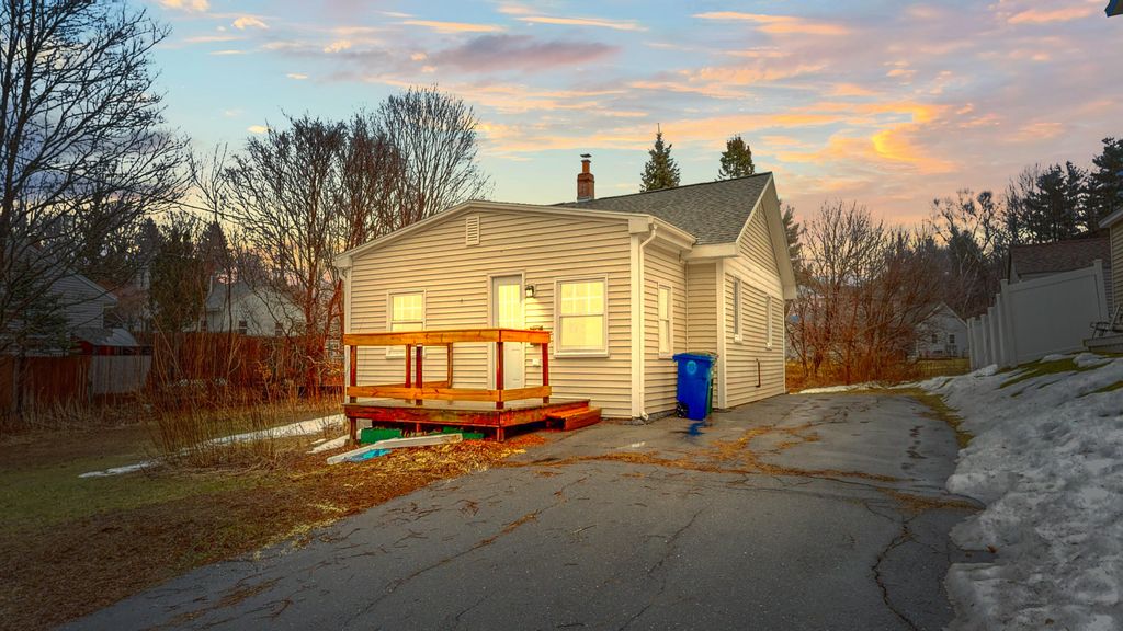 Photo of 36 Arlington Avenue, Westbrook, ME 04092 (MLS # 1654524)