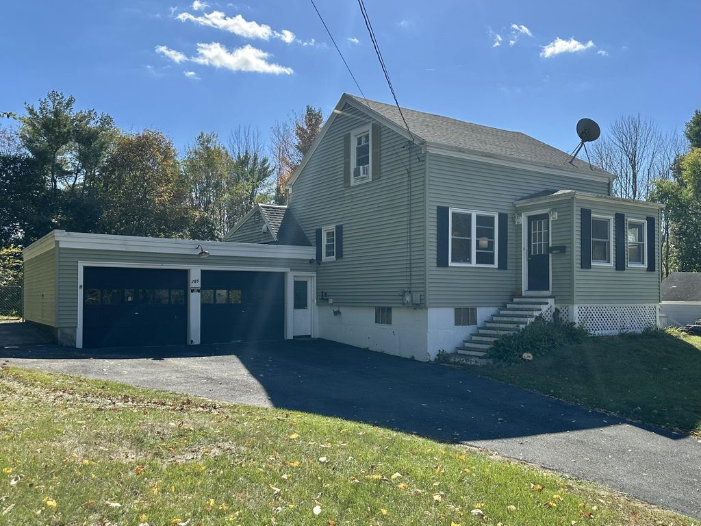 Photo of 285 Scribner Boulevard, Lewiston, ME 04240 (MLS # 1639536)