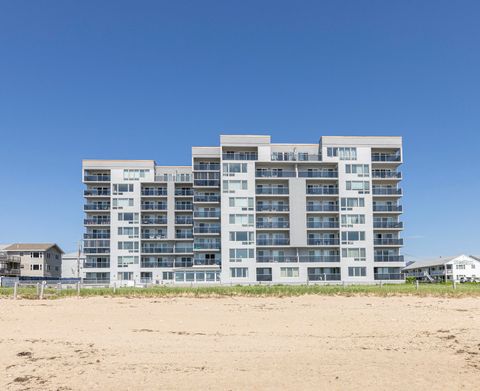 Photo of 31 E Grand Avenue #24, Old Orchard Beach, ME 04064 (MLS # 1654008)