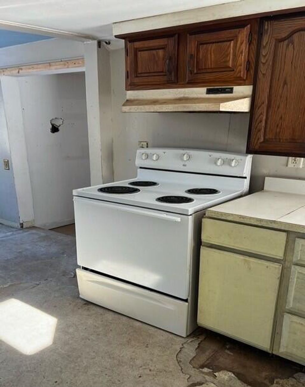 Photo of 580 Saint George Road, South Thomaston, ME 04858 (MLS # 1652735)