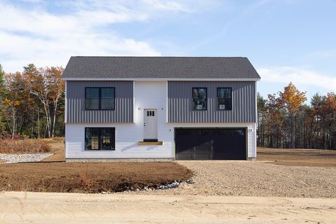 Photo of 9 Hunters Haven, Standish, ME 04084 (MLS # 1621646)