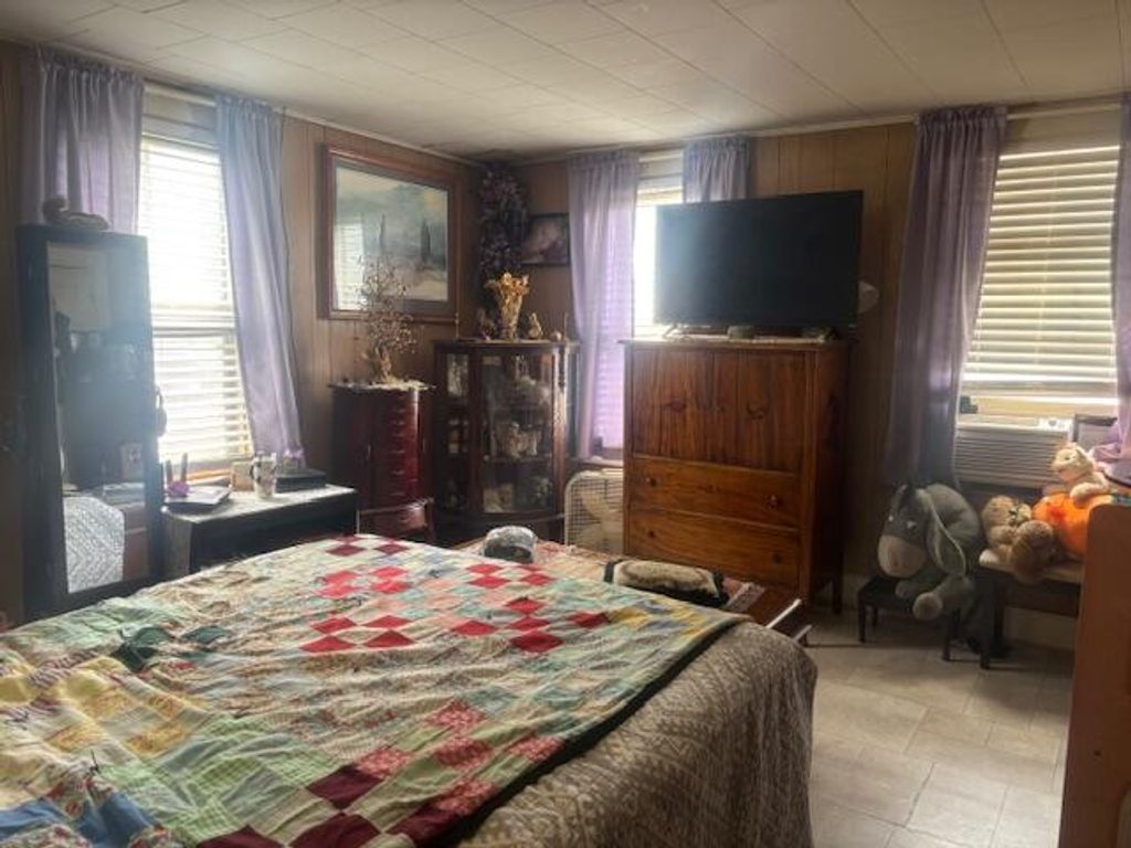 Photo of 31 Greenlief Street, Augusta, ME 04330 (MLS # 1634015)