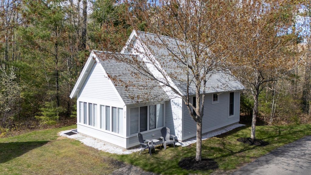 Photo of 454 Post Road #250, Wells, ME 04090 (MLS # 1662276)