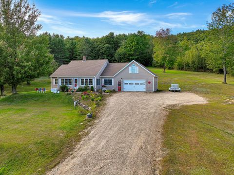 Photo of 44 Mountain View Road, Mexico, ME 04224 (MLS # 1641588)