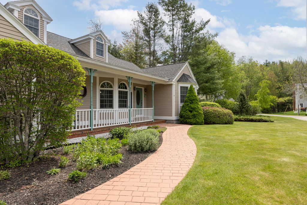 Photo of 4 Rays Circle, Scarborough, ME 04074 (MLS # 1663376)