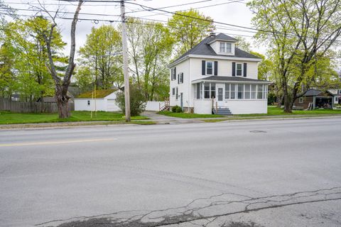 Photo of 744 Hammond Street, Bangor, ME 04401 (MLS # 1663420)