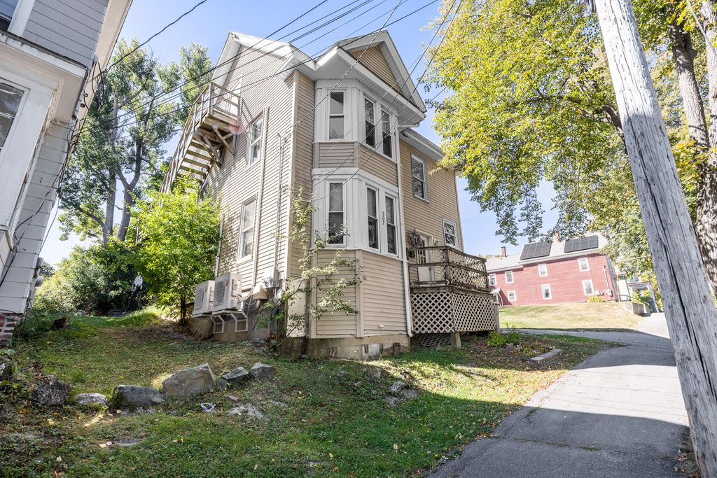 Photo of 207 Warren Street, Bangor, ME 04401 (MLS # 1639069)