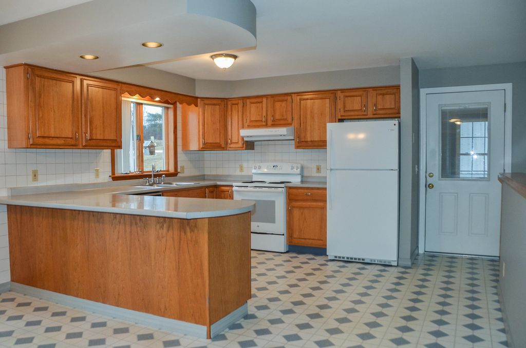 Photo of 225 Mount Vernon Road, Augusta, ME 04330 (MLS # 1655410)