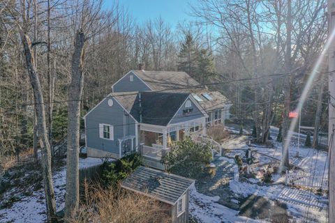 Photo of 12 Country Lane, South Thomaston, ME 04858 (MLS # 1646934)