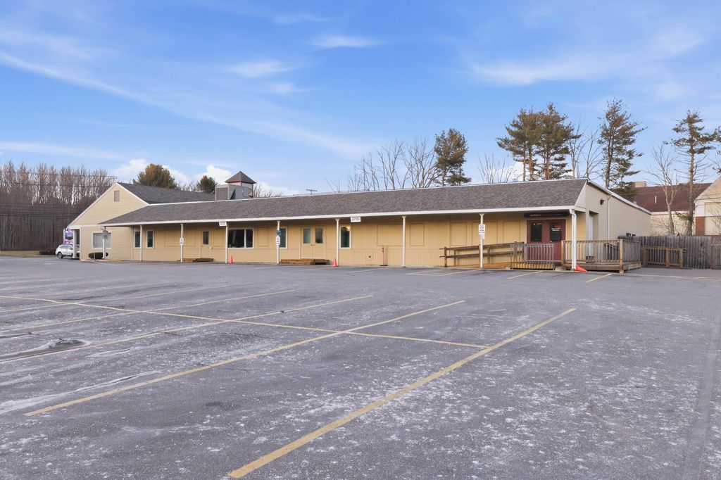 Photo of 63 Portland Road, Kennebunk, ME 04043 (MLS # 1650751)