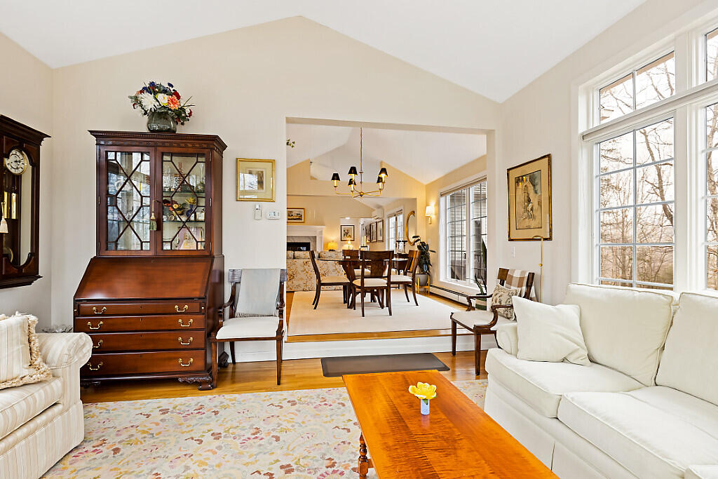 Brunswick, Maine, 04011, United States, 3 Bedrooms Bedrooms, ,4 BathroomsBathrooms,Residential,Active,2029713