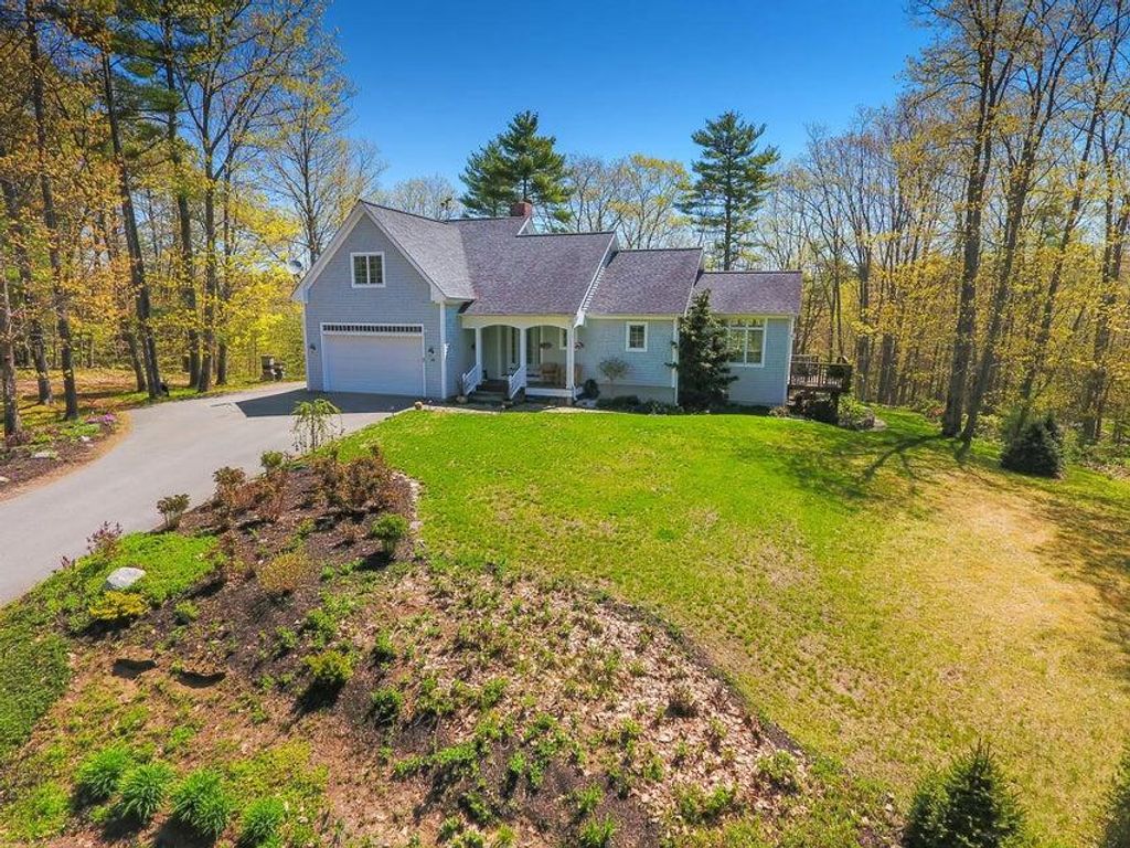 Photo of 44 Island View Lane, Brunswick, ME 04011 (MLS # 1655214)