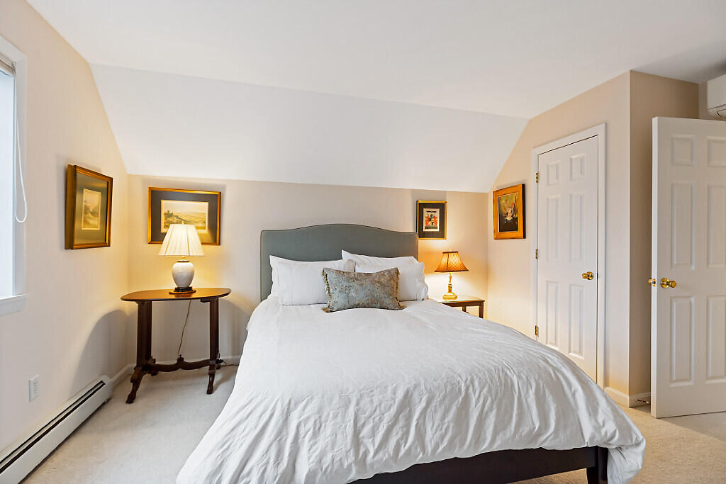 Brunswick, Maine, 04011, United States, 3 Bedrooms Bedrooms, ,4 BathroomsBathrooms,Residential,Active,2029713